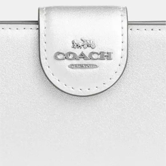 Medium Corner Zip Wallet - Picture 3 of 4